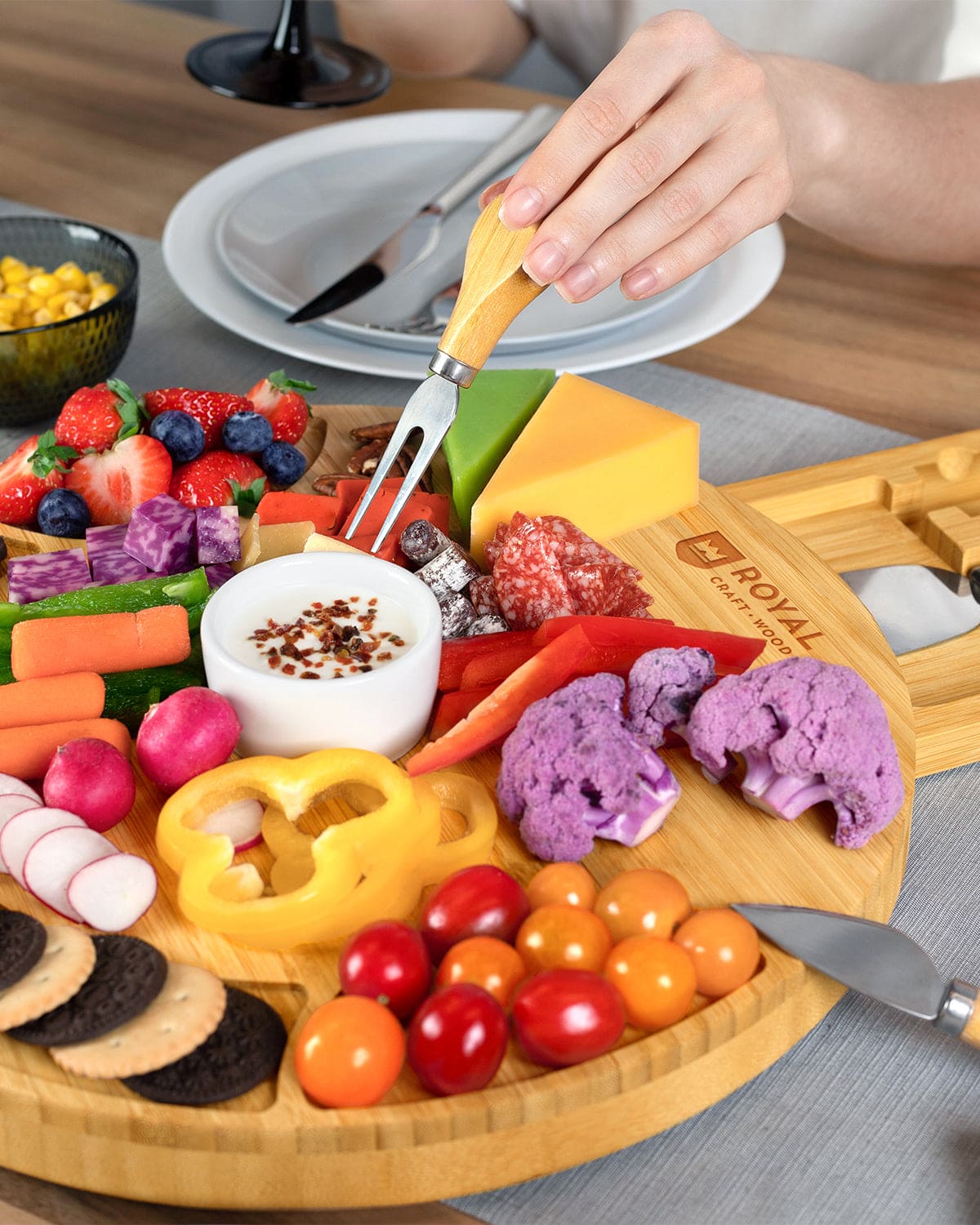 Cheese Board, Round 13-1/2"